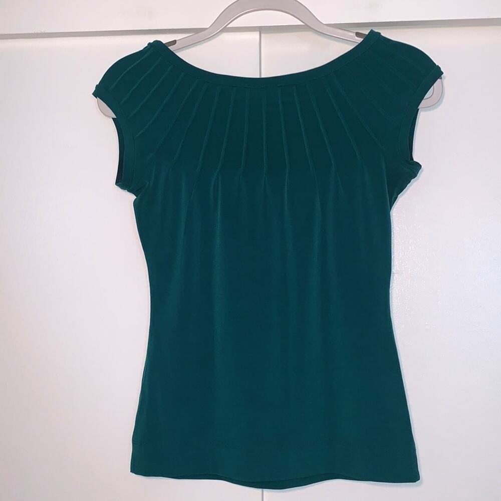 The Limited emerald green‎ top - Picture 3 of 6